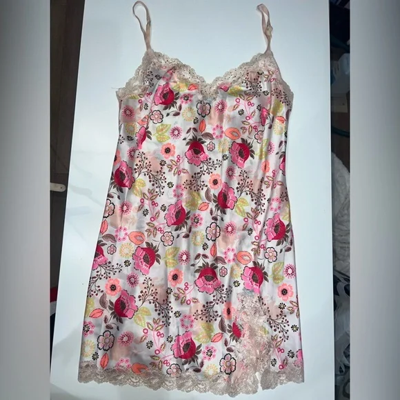 VS Sleepgown - Picture 4 of 4